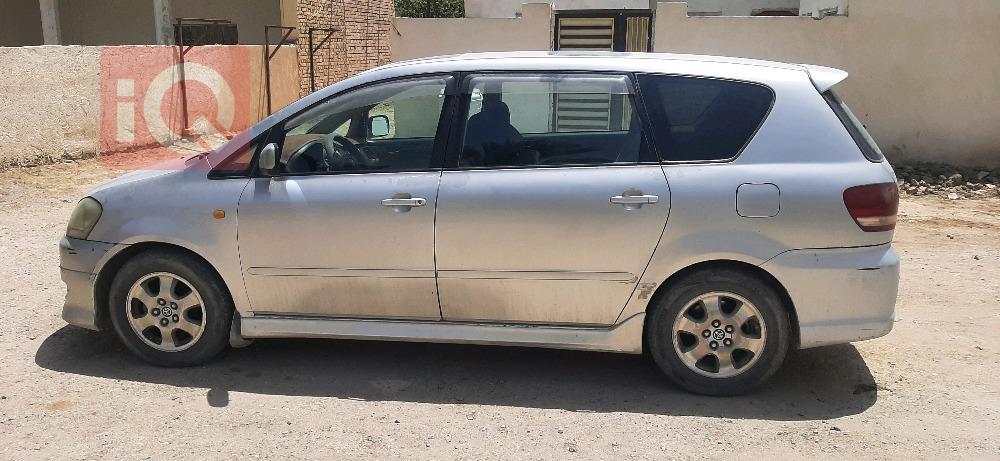 Toyota Ipsum